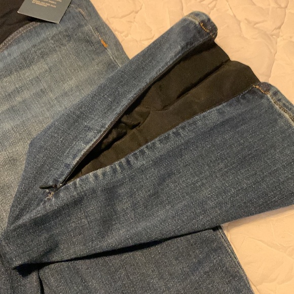 Adaptive Bootcut Jeans - Picture 4 of 5
